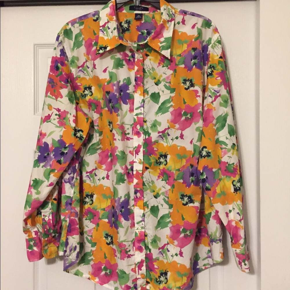 Chaps Bold Flower Print Button Down Top